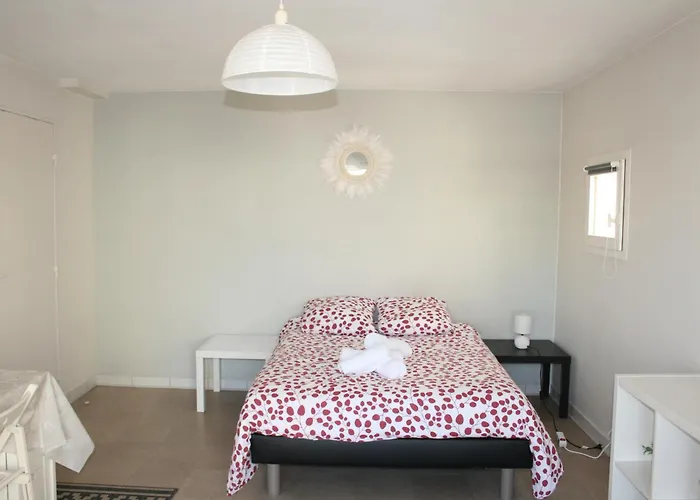 Apartment Cozy Face A La Gare, Centre Ville, Wifi